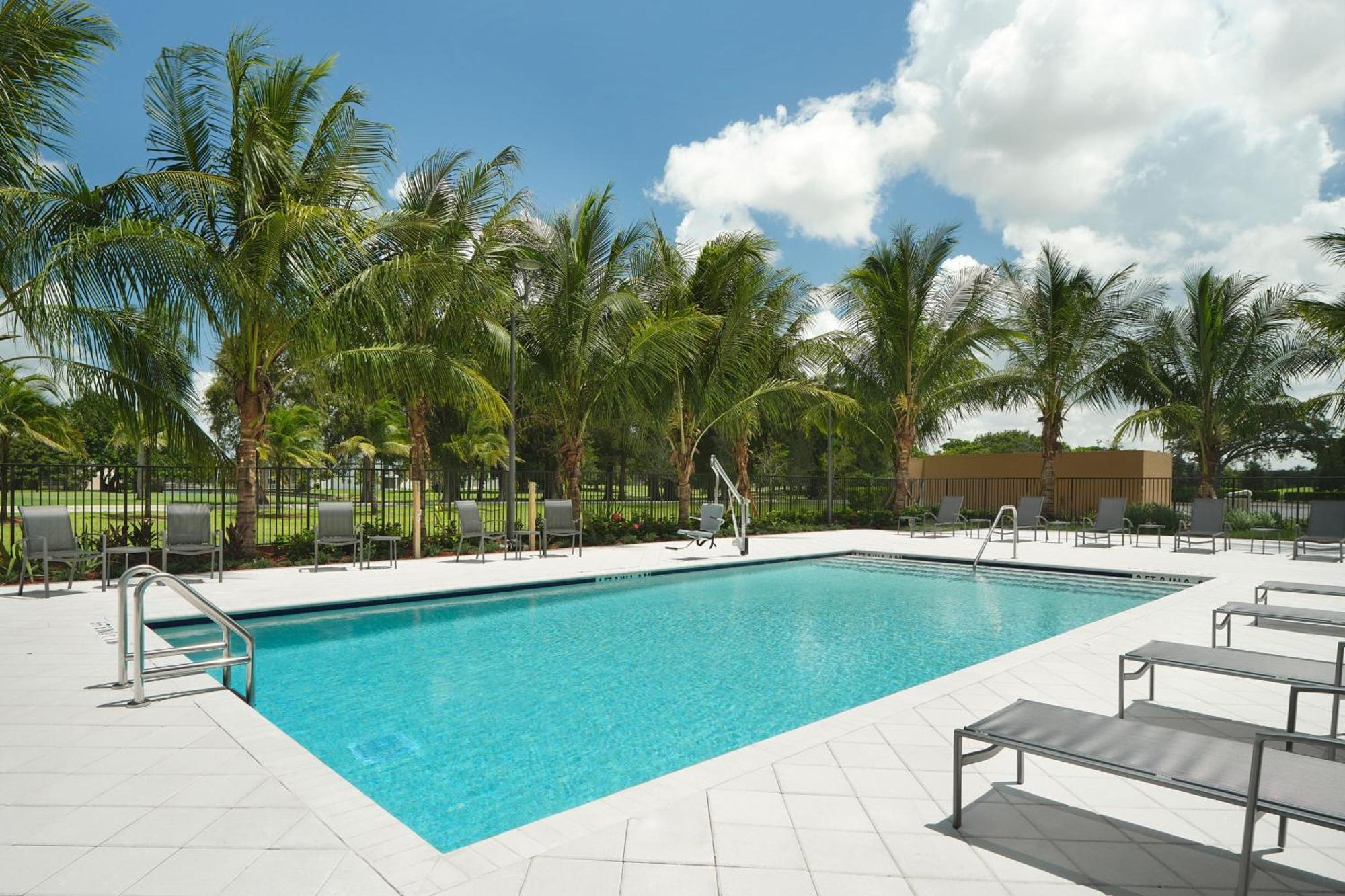Fairfield Inn & Suites By Marriott Fort Lauderdale Northwest Tamarac Exterior photo